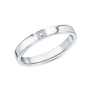 Серебряное кольцо с бриллиантами природными