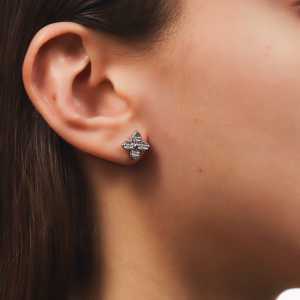 Серьги из серебра с бриллиантами природными