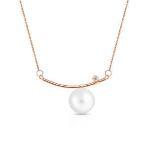 Золотое шейное украшение с бриллиантами природными и жемчугом